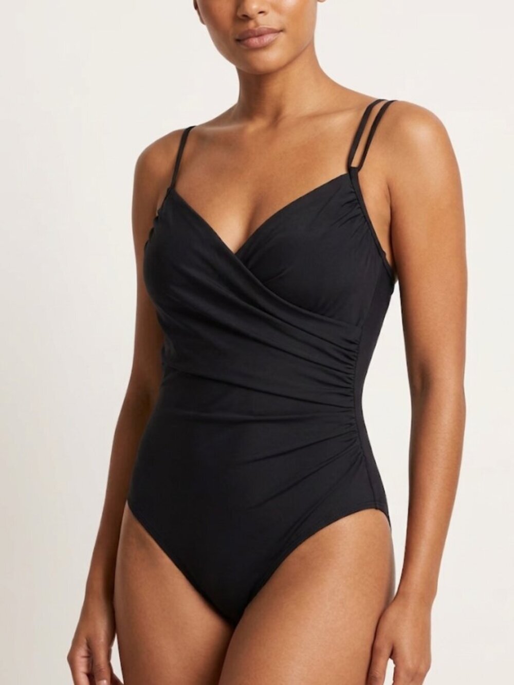 Magicsuit Slimming Ruched Black One-Piece Swimsuit Underwire Scoop Back Size 8
